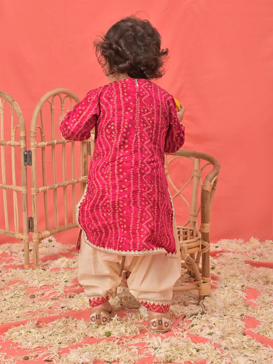 Girl's Pink Bandhni Print Kurta And Patiala Set - Image 3