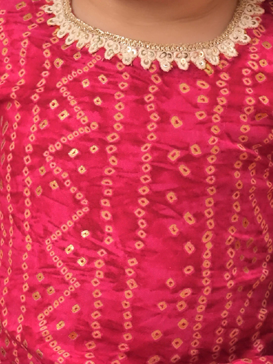 Girl's Pink Bandhni Print Kurta And Patiala Set - Image 4